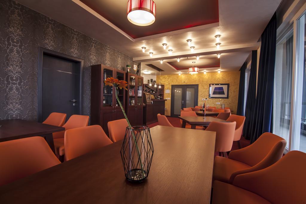 Drina Hotel Bijeljina Exterior photo