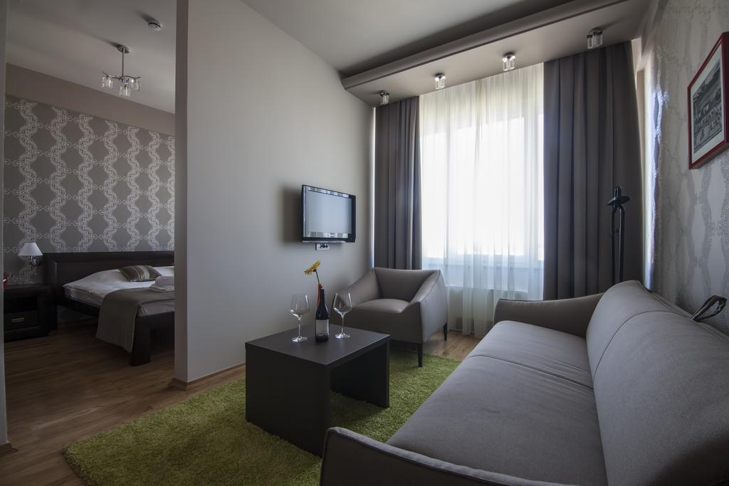 Drina Hotel Bijeljina Exterior photo